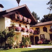 App. Percht - Hausfoto Sommer