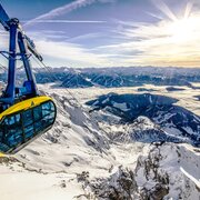 Gondel Dachstein_(c)_PhotoGuides_bearbeitet.jpg