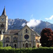Evangelische Kirche mit Dachstein