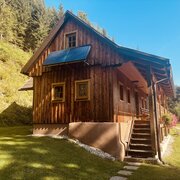 Hütte Westansicht
