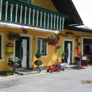 Aussenansicht-Gasthaus-Stieber-im-Naturpark-Sölktä