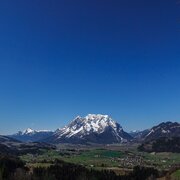 Ständiges Motiv am Vorberg - der Grimming und der Dachstein.