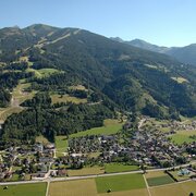 Luftaufnahme Haus im Ennstal mit Hauser Kaibling