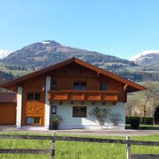 Haus Brigitte Eder im Frühling