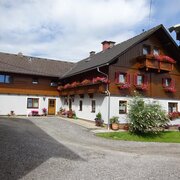 Haus Lösch - Hausfoto Sommer