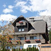 Haus Pilz im Sommer