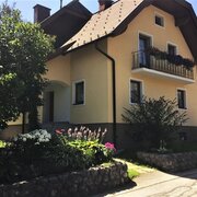 Haus Royer - Hausfoto im Sommer