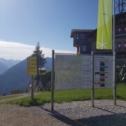 The hiking info point Hochwurzen with its new information display