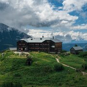 Hofpürglhütte at Dachstein