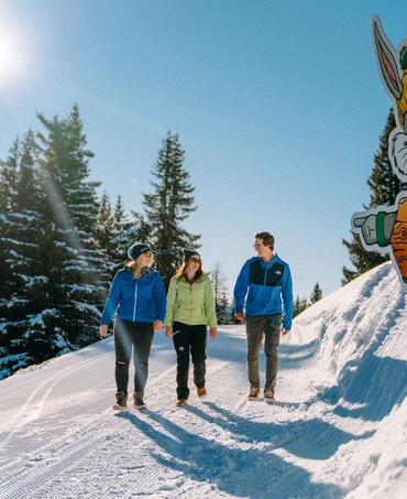 Gemütlich spazieren auf Hopsi's Winterwanderweg
