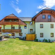 Hotel Pension Schwarzenhof - Hausfoto Sommer