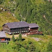 Blick auf die Preintalerhütte