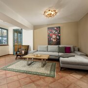 Wohnzimmer mit Schlafsofa